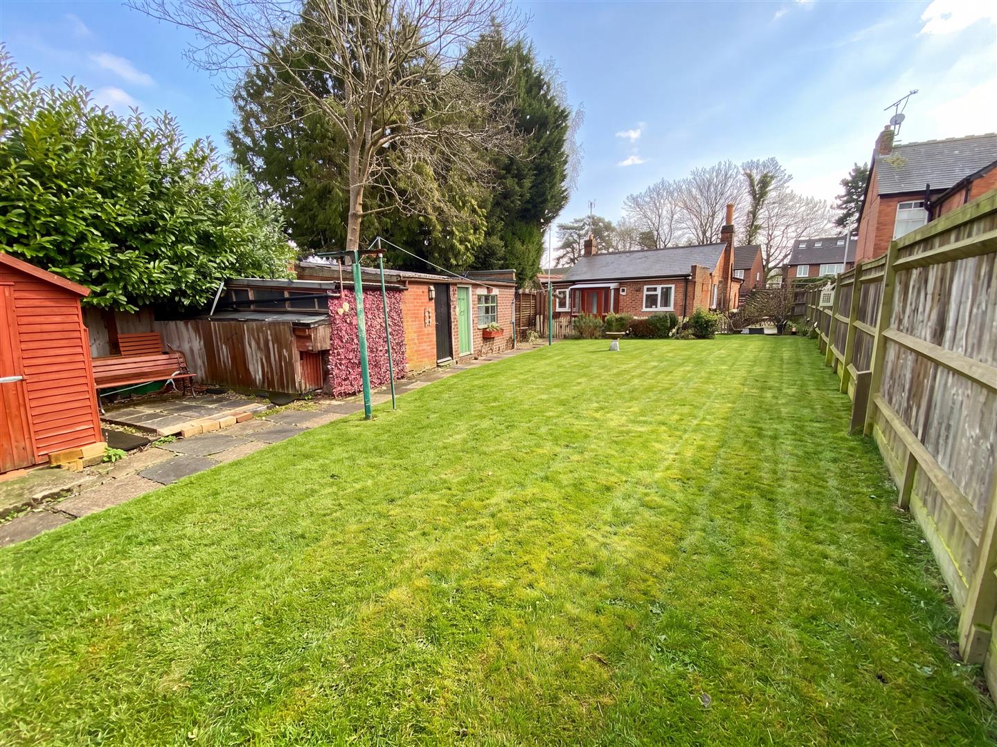 Fernbank Road, Ascot